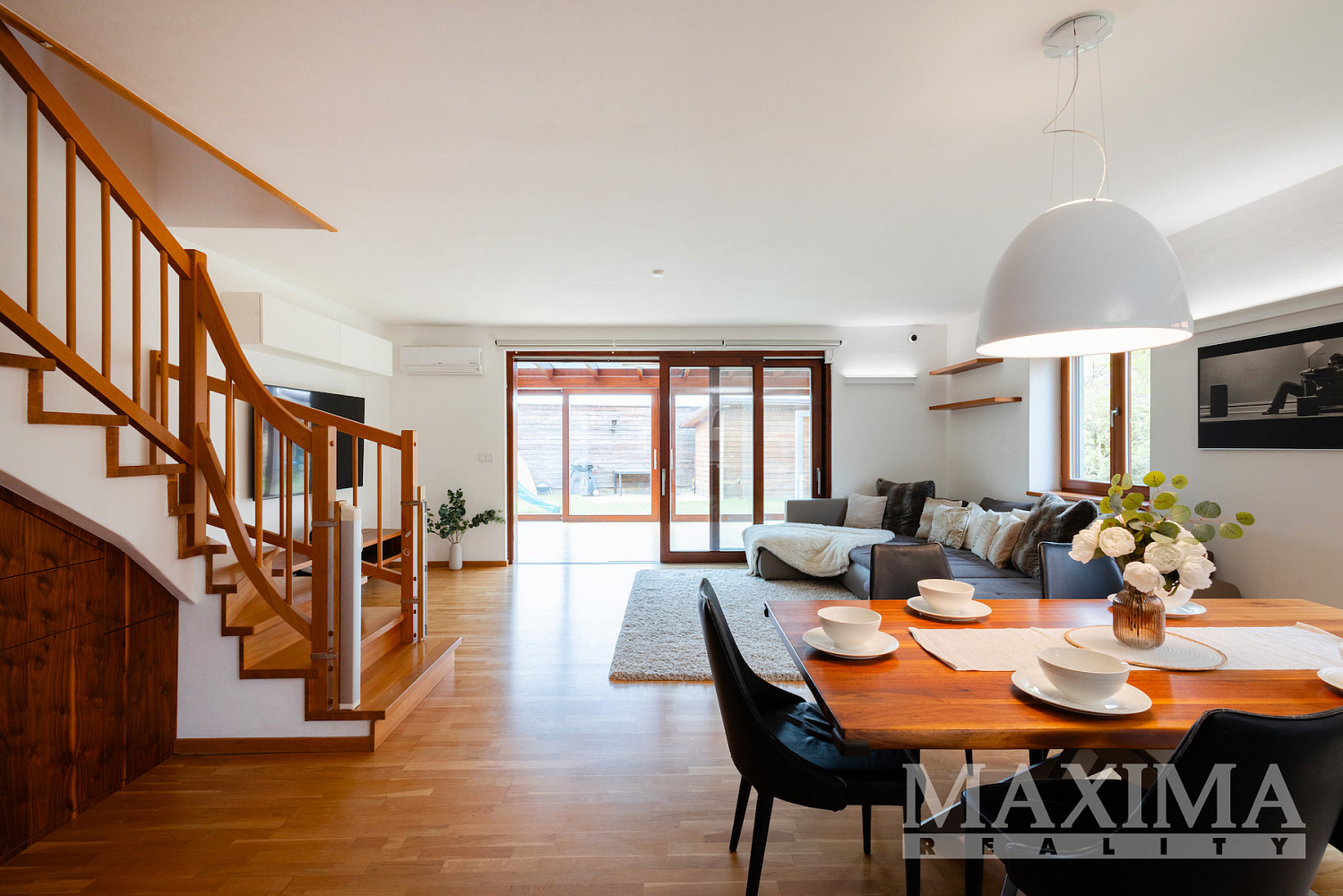 Prodej domu 161 m² s pozemkem 384 m² – fotografie 4