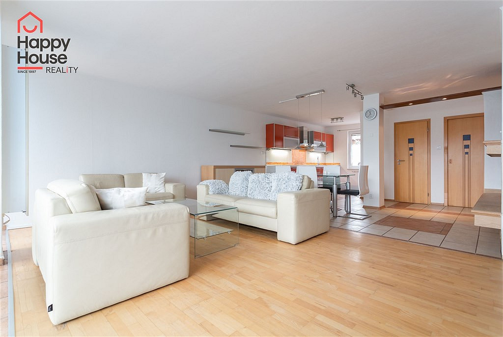Pronájem domu 250 m² s pozemkem 625 m² – další