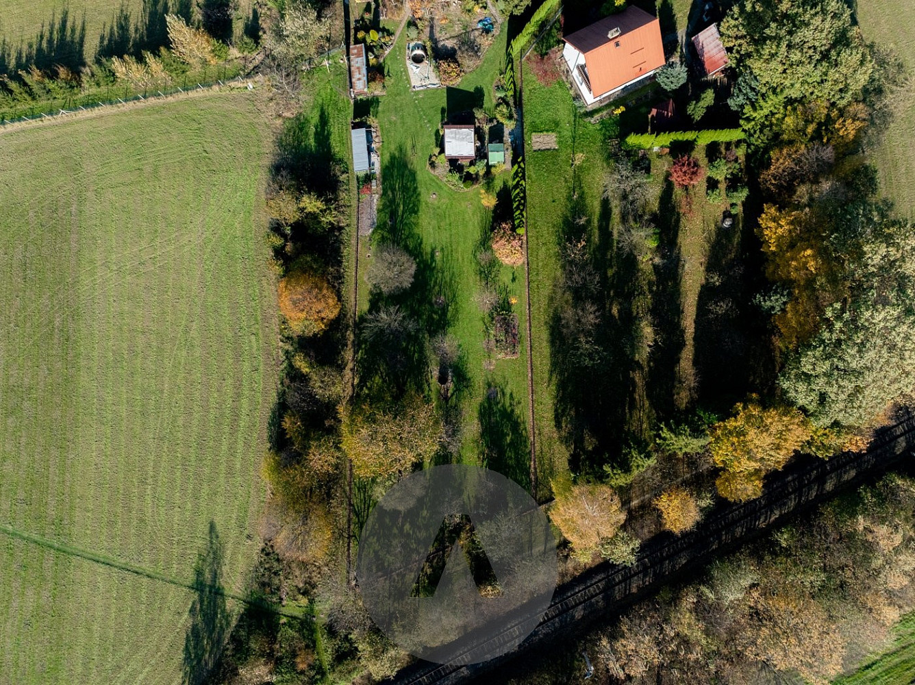Prodej stavebního pozemku 1 800 m² – fotografie 4
