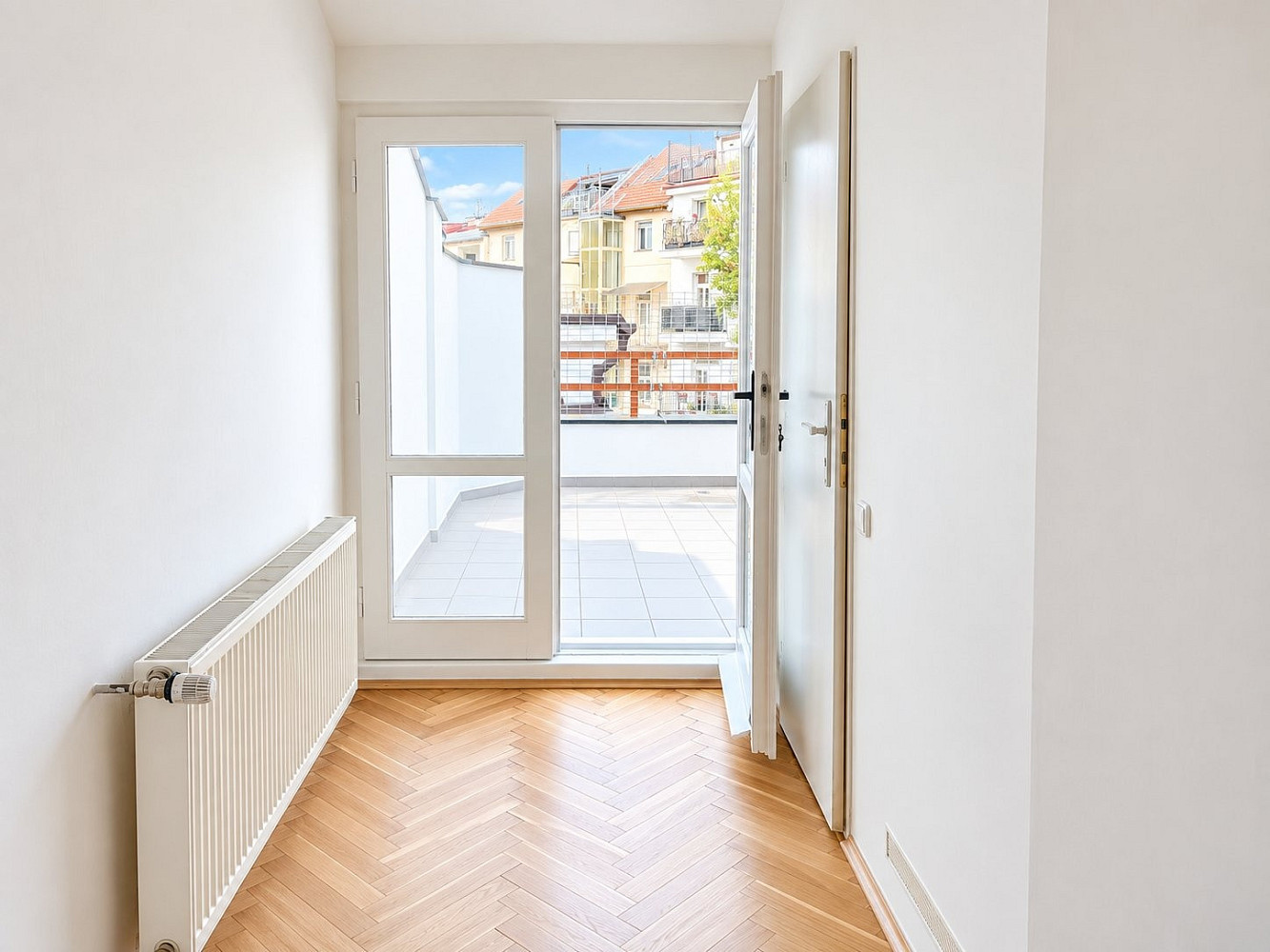 Pronájem kanceláře 150 m² – fotografie 5
