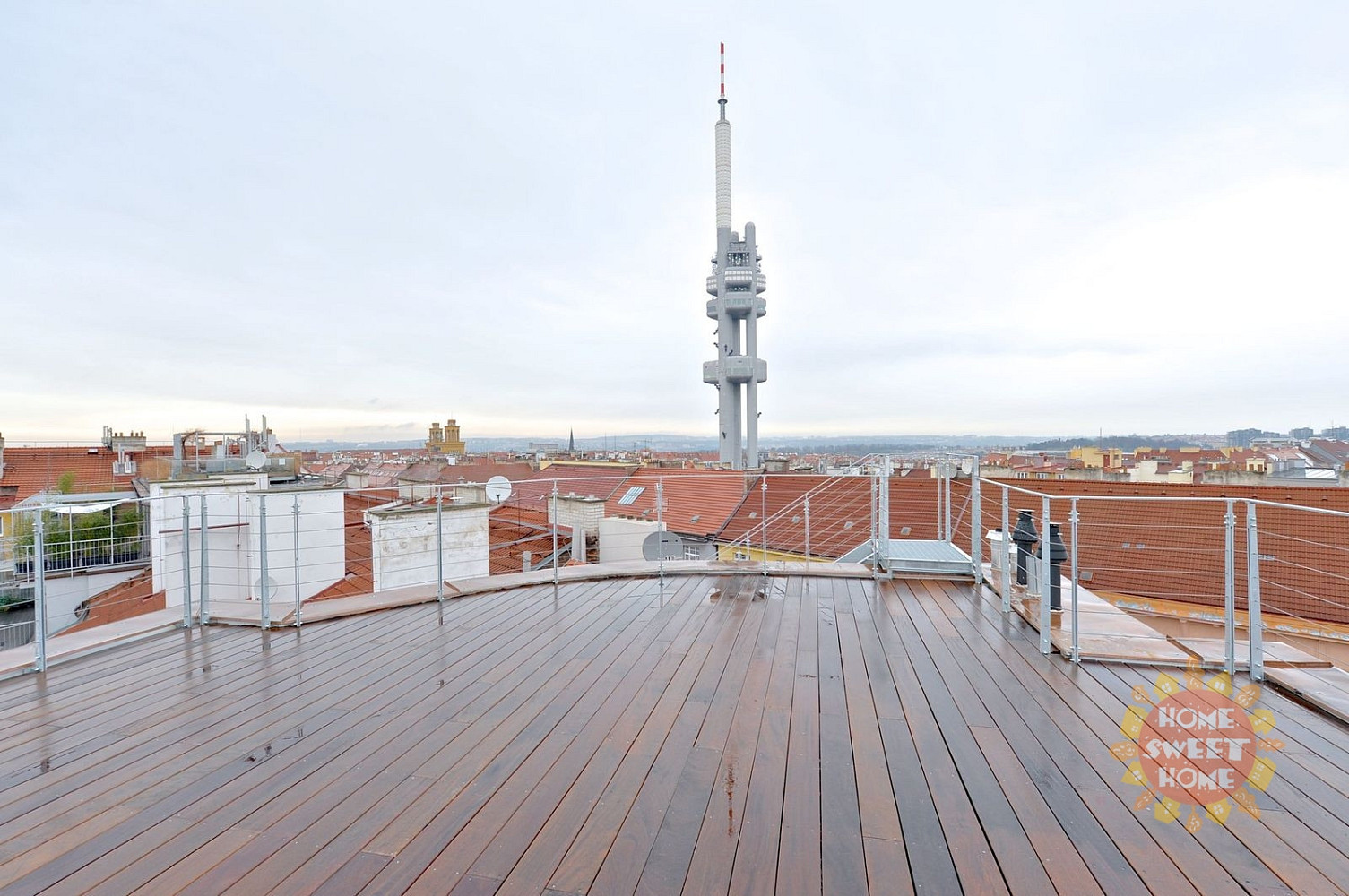 Pronájem bytu 2+kk 60 m² – fotografie 2