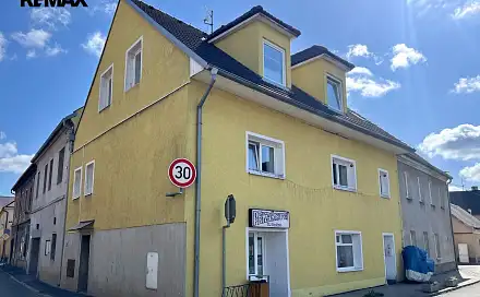 Prodej domu 407 m² s pozemkem 244 m², Revoluční, Údlice, okres Chomutov