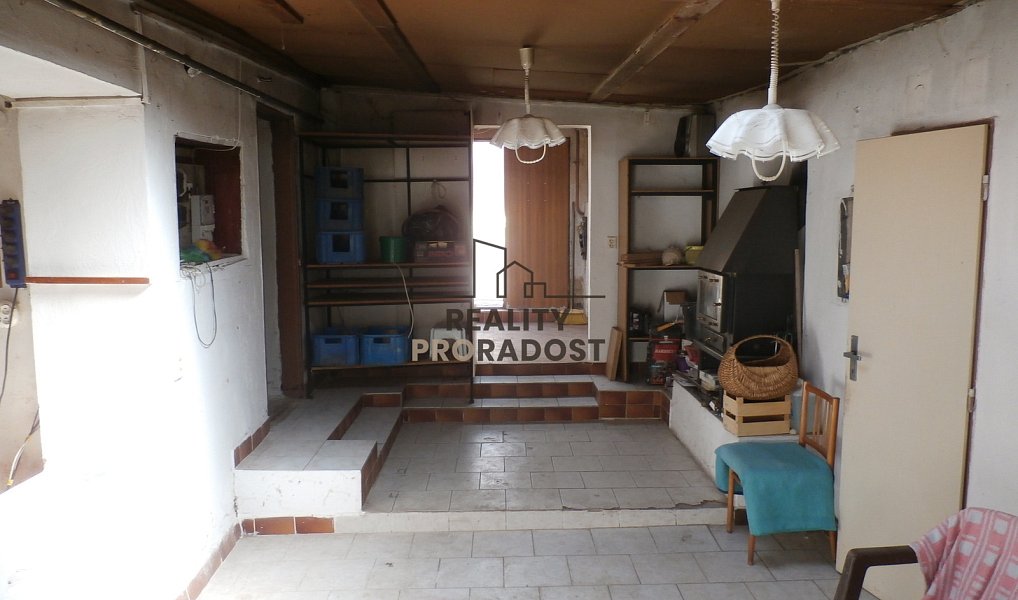 Prodej domu 200 m² s pozemkem 280 m², Znojmo – náhled fotky 4