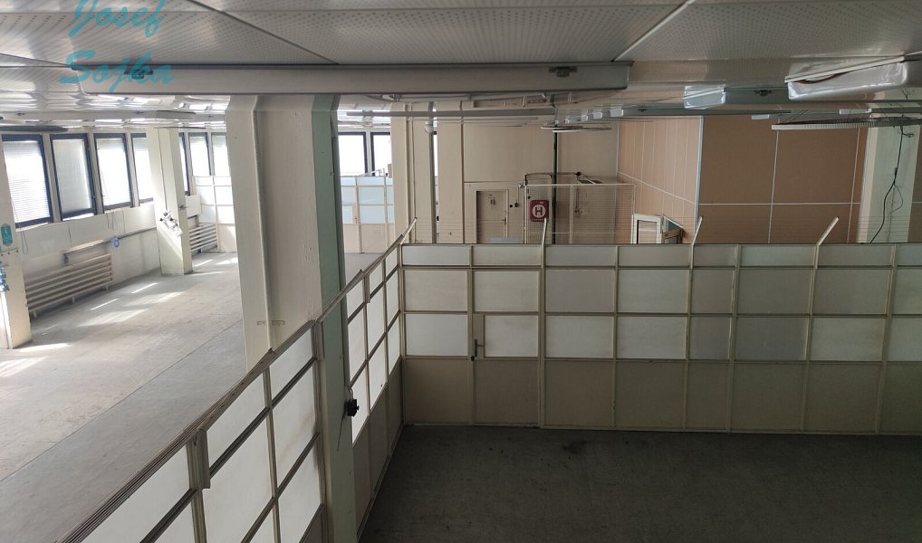 Pronájem skladovacích prostor 4 500 m², Adamov – náhled fotky 19