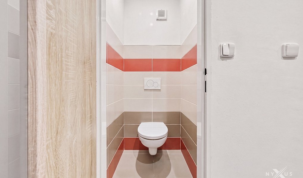 Prodej bytu 4+1 88 m², Praha – náhled fotky 13