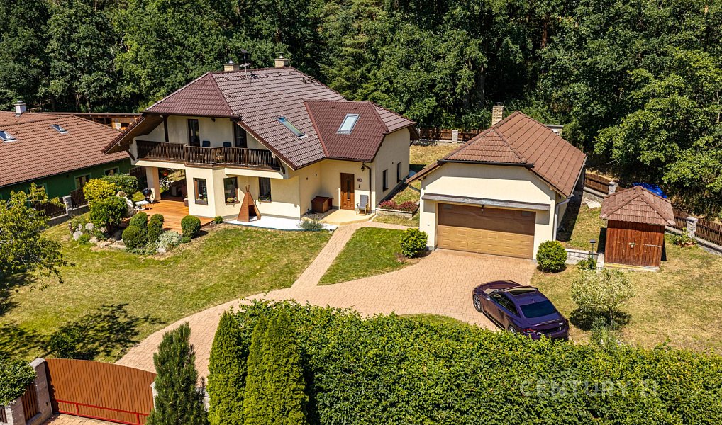 Prodej domu 185 m² s pozemkem 1 343 m², Benešov – náhled fotky 22