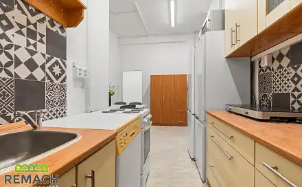 Pronájem bytu 4+1 92 m², náměstí Republiky, Uherské Hradiště