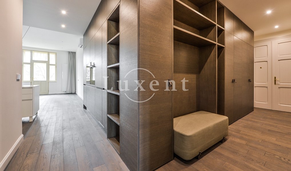 Pronájem bytu 3+kk 95 m², Praha – náhled fotky 8