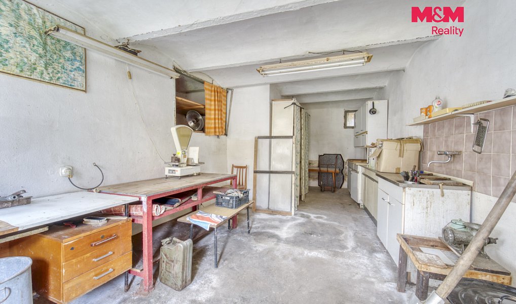 Prodej domu 300 m² s pozemkem 2 031 m², Stříbro – náhled fotky 20