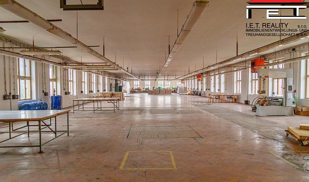 Prodej nájemního domu, činžáku 8 650 m², Aš – náhled fotky 3