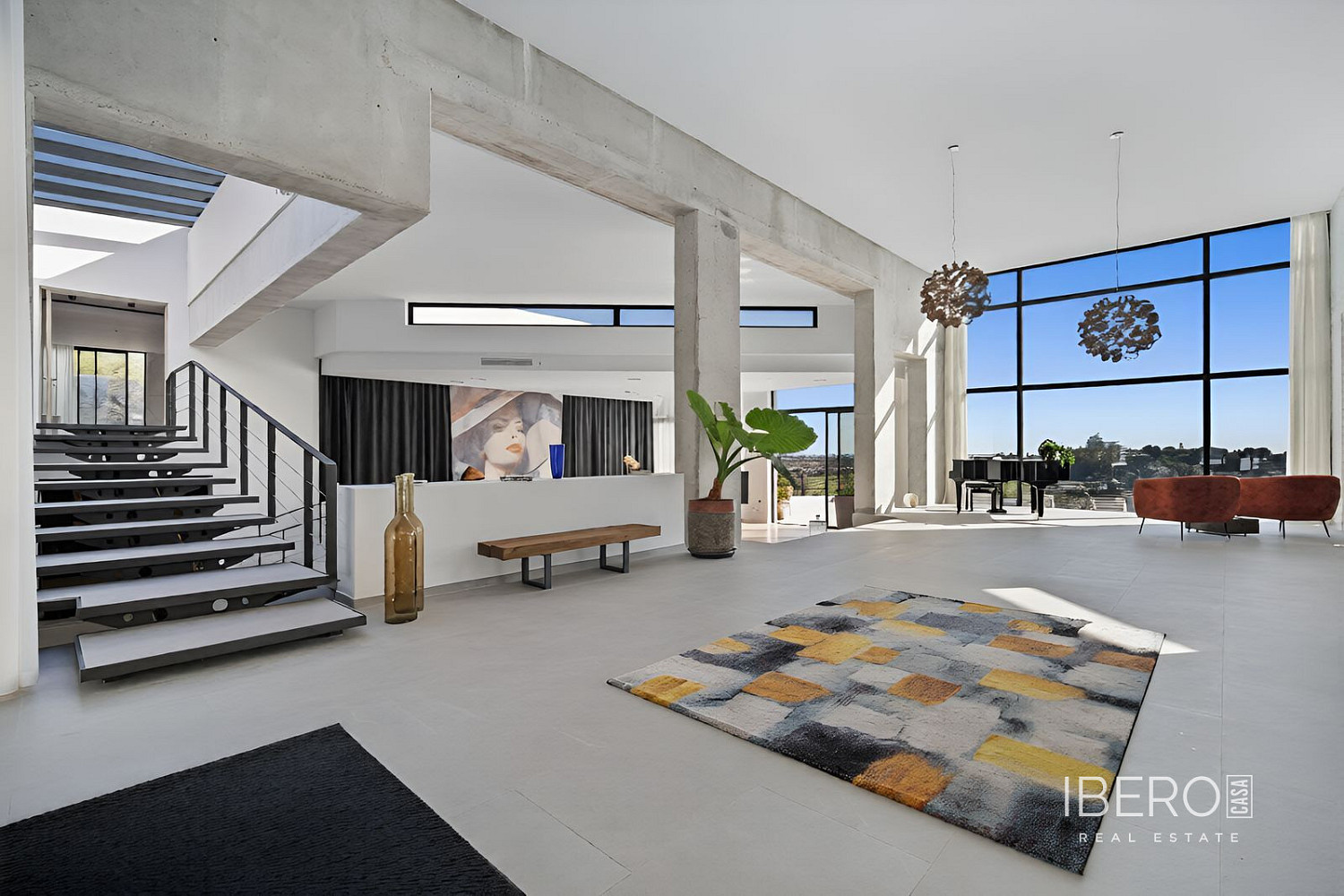 Prodej domu 1 713 m² s pozemkem 2 316 m² — photo 2