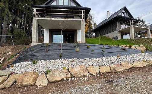 Prodej chaty/chalupy 100 m² s pozemkem 500 m², Korňa, Slovensko