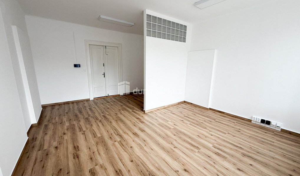 Pronájem kanceláře 30 m², Praha – náhled fotky 4