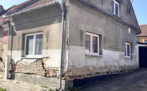 Prodej domu 100 m² s pozemkem 133 m², Petrželka, Koryčany, okres Kroměříž