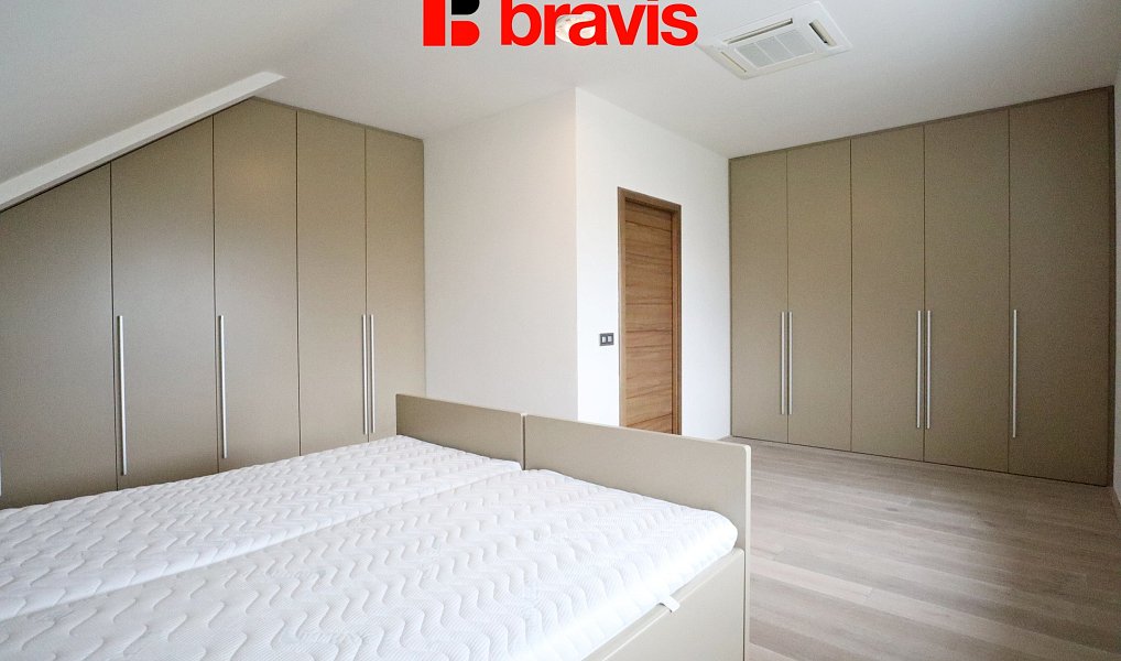Pronájem bytu 3+kk 194 m², Brno – náhled fotky 8