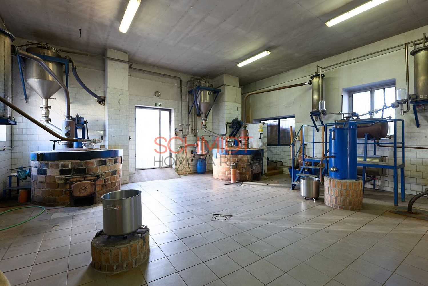 Prodej výrobních prostor 1 612 m² – fotografie 5