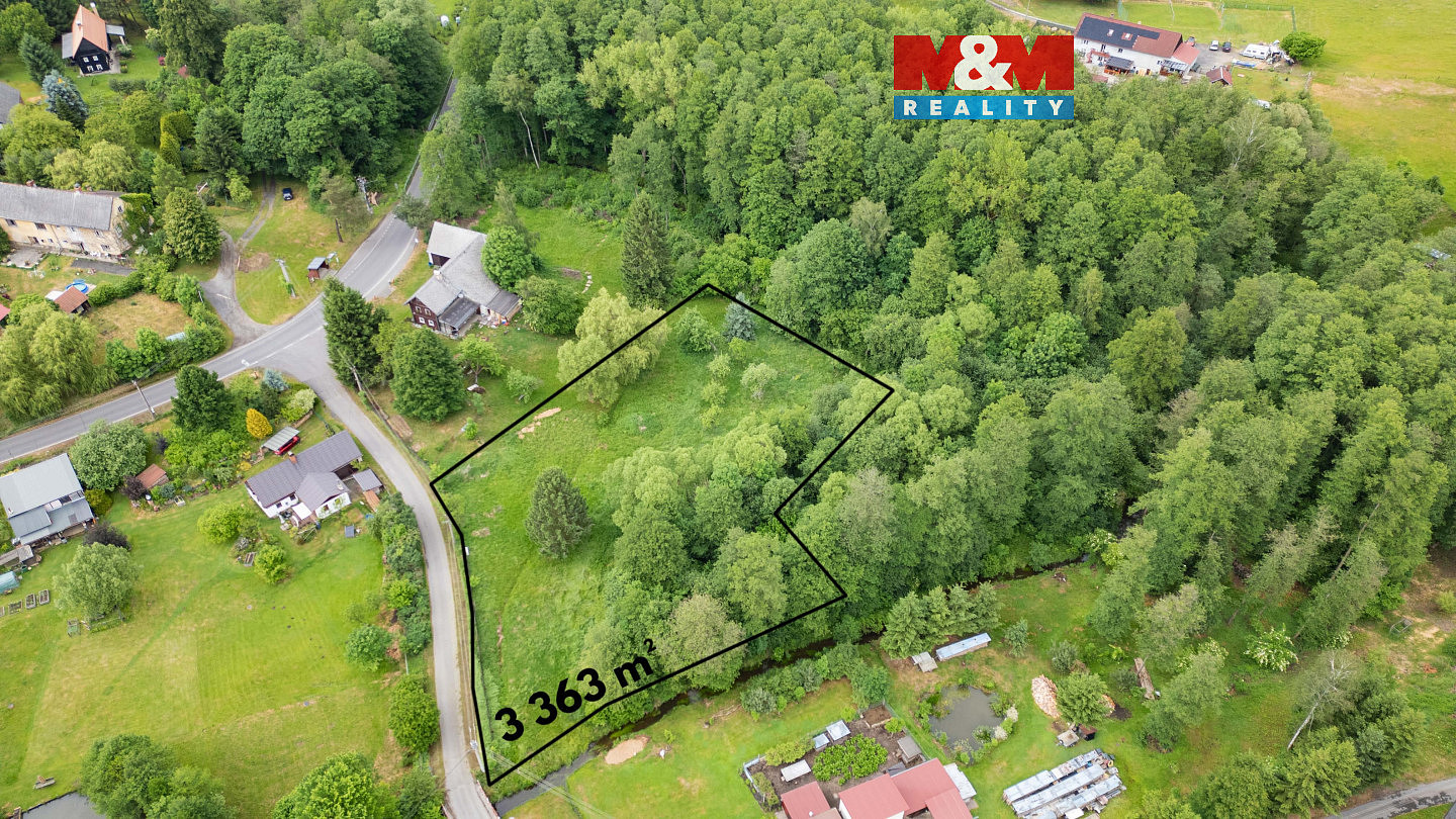 Prodej stavebního pozemku 3 363 m², Dubnice