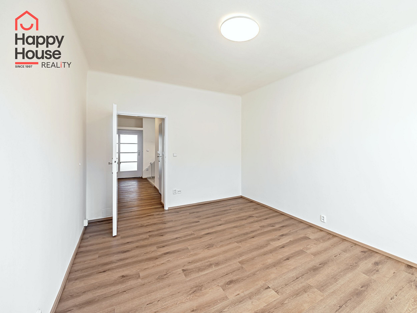 Pronájem bytu 2+kk 46 m² – fotografie 5