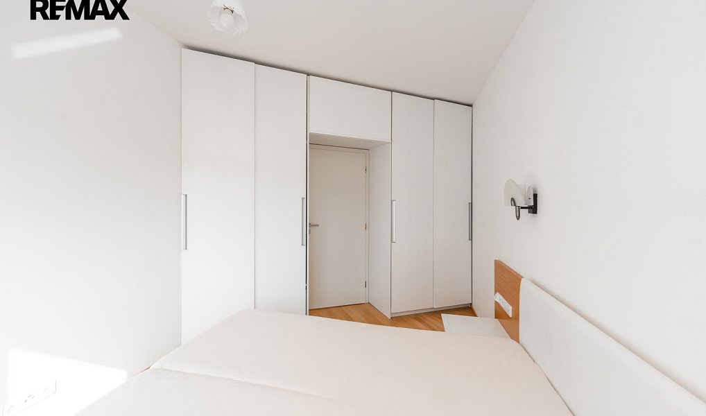 Prodej nájemního domu, činžáku 675 m², Čelákovice – náhled fotky 36
