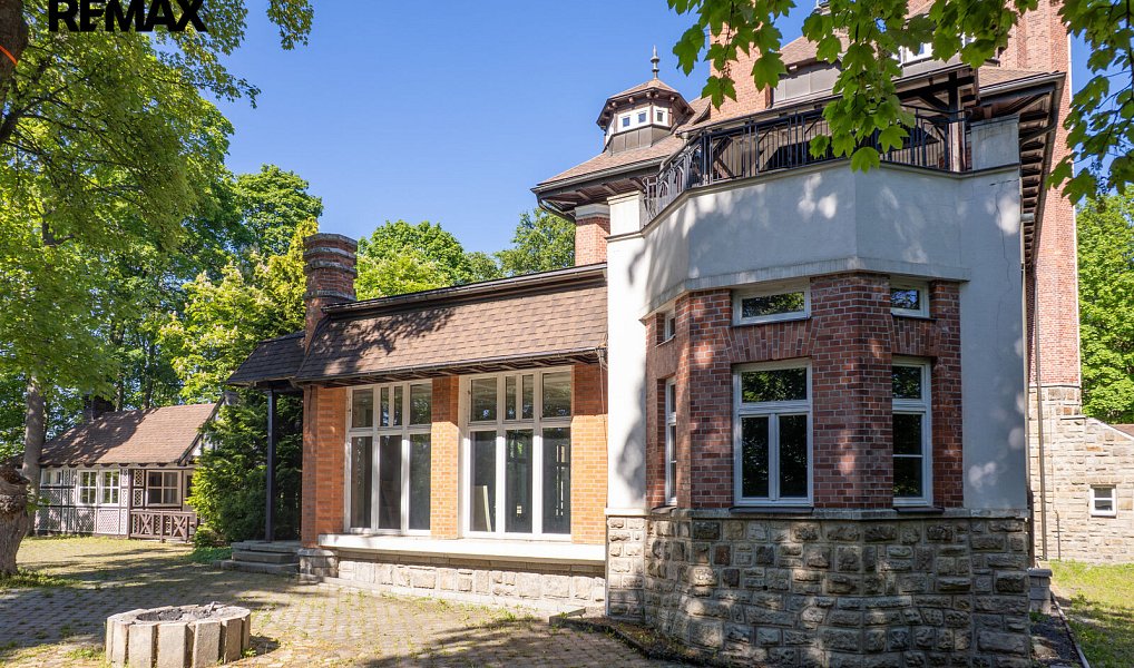 Prodej ubytovacího objektu 1 500 m², Karlovy Vary – náhled fotky 12