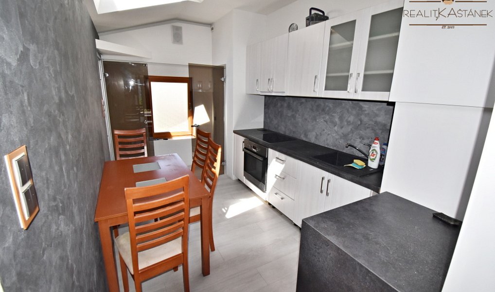 Prodej domu 249 m² s pozemkem 627 m², Liberec – náhled fotky 8
