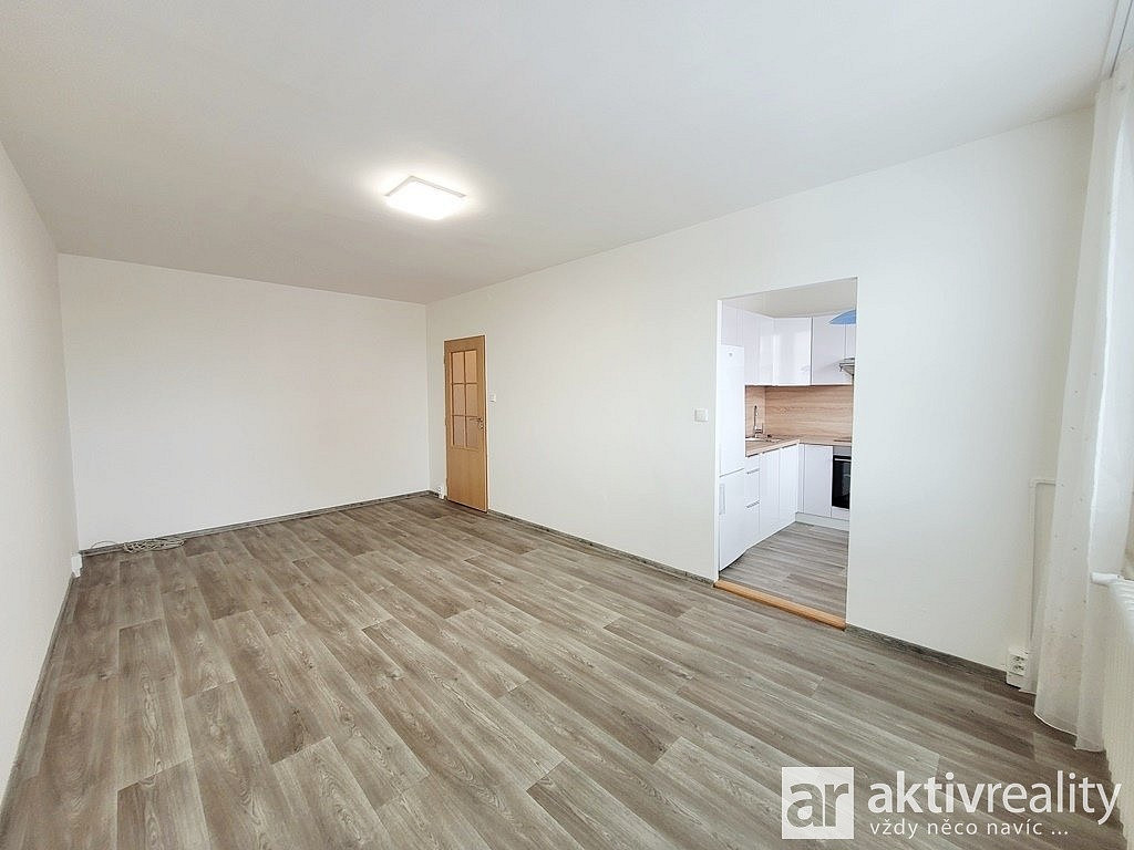 Pronájem bytu 2+1 52 m² — photo 2