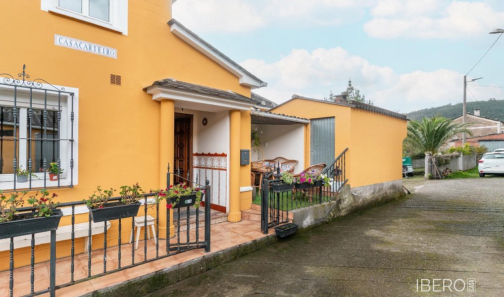 Prodej rodinného domu, 9141 m², Castropol