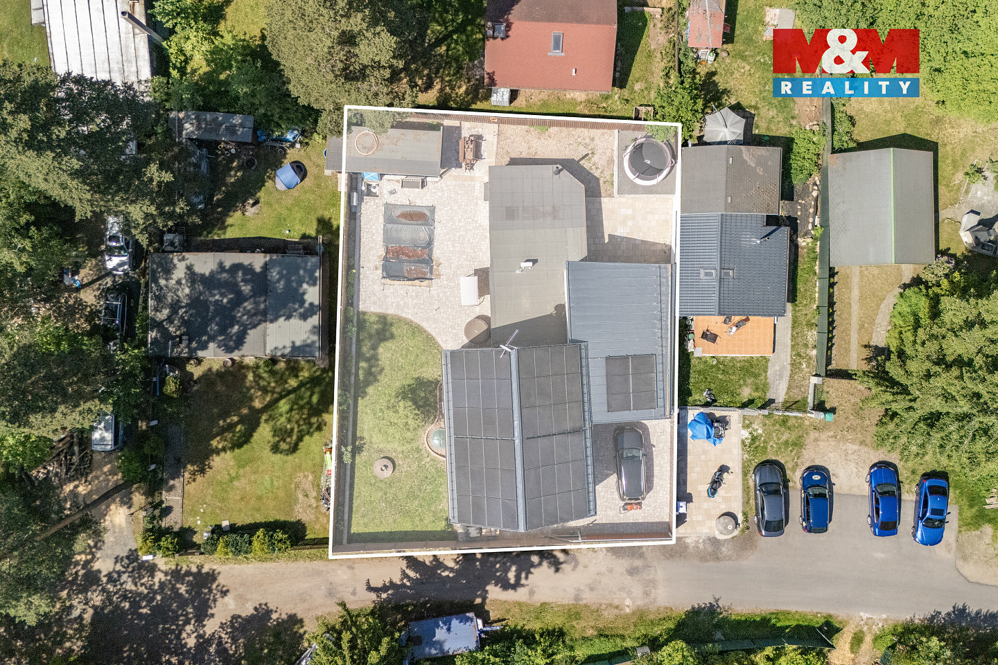 Prodej domu 250 m² s pozemkem 598 m²