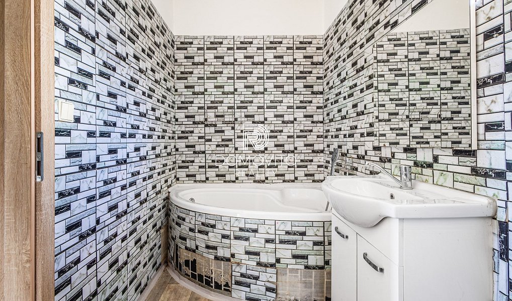 Prodej domu 97 m² s pozemkem 240 m², Dolní Bousov – náhled fotky 4