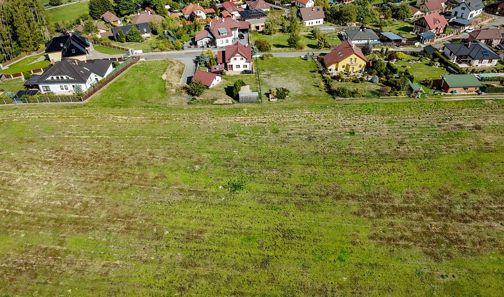 Prodej stavebního pozemku 856 m², Milín – náhled fotky 6