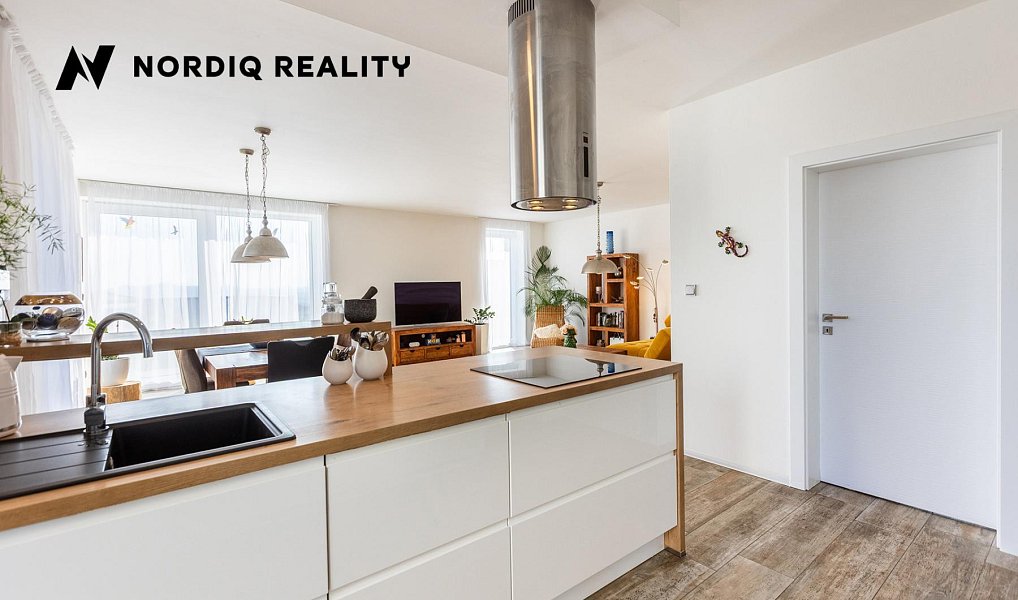 Prodej domu 171 m² s pozemkem 1 243 m², Kladruby – náhled fotky 9