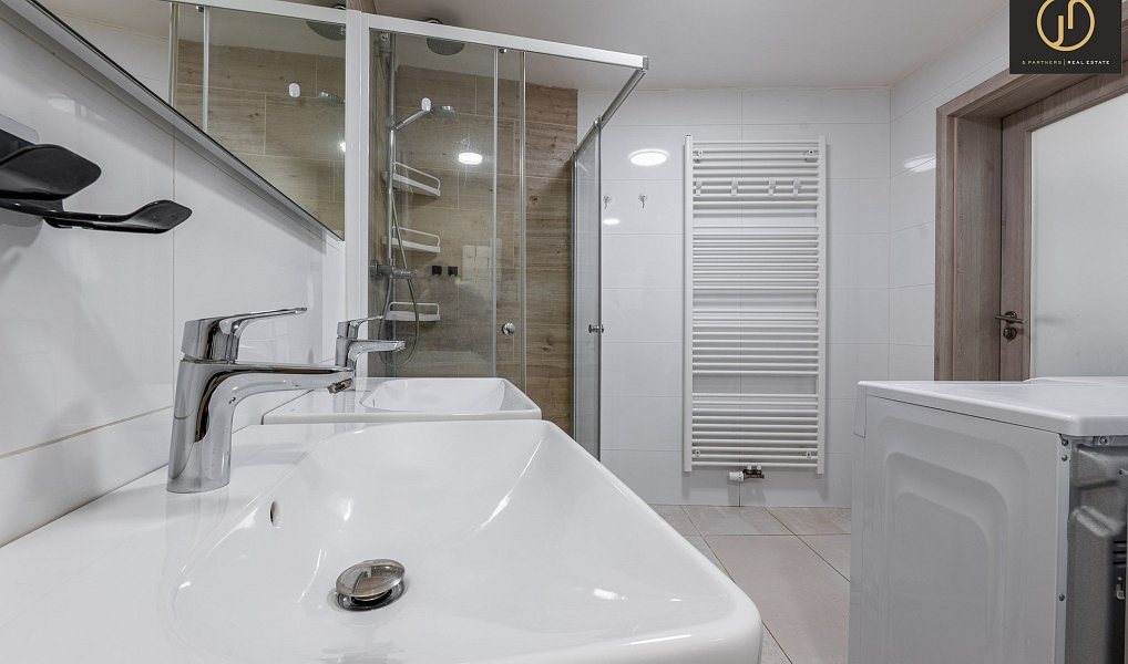 Prodej domu 203 m² s pozemkem 1 153 m², Hředle – náhled fotky 37