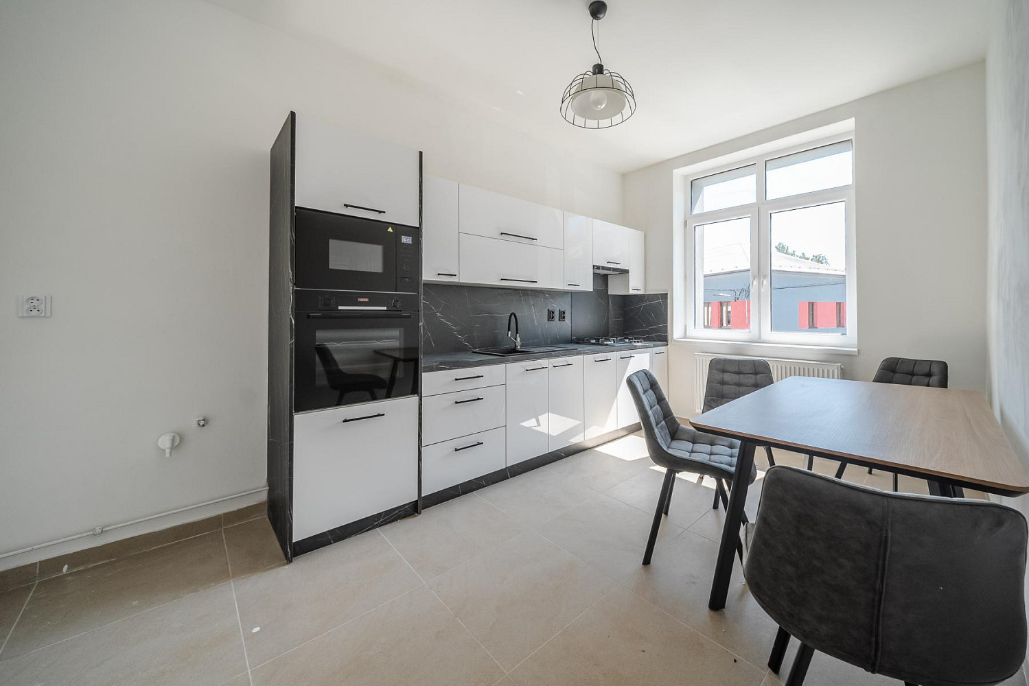 Prodej domu 263 m² s pozemkem 536 m²