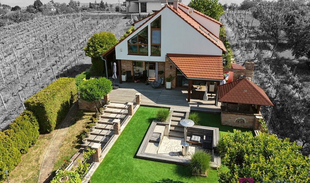Prodej domu 252 m² s pozemkem 1 211 m², Valtice – náhled fotky 17