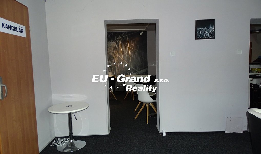 Prodej domu 325 m² s pozemkem 528 m², Šluknov – náhled fotky 17