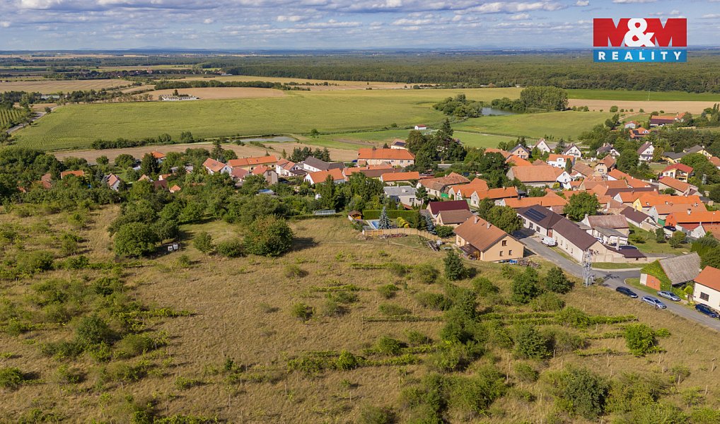 Prodej stavebního pozemku 637 m², Chrást – náhled fotky 9