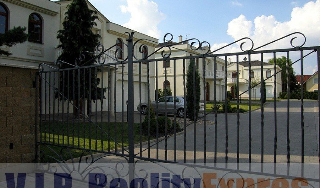 Pronájem domu 270 m² s pozemkem 550 m², Praha – náhled fotky 3