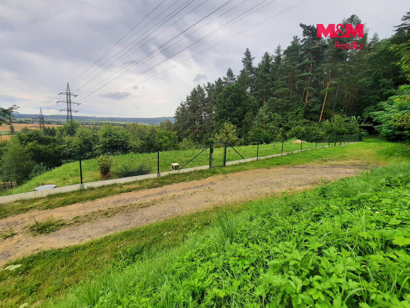Prodej stavebního pozemku 2 948 m² – fotografie 2