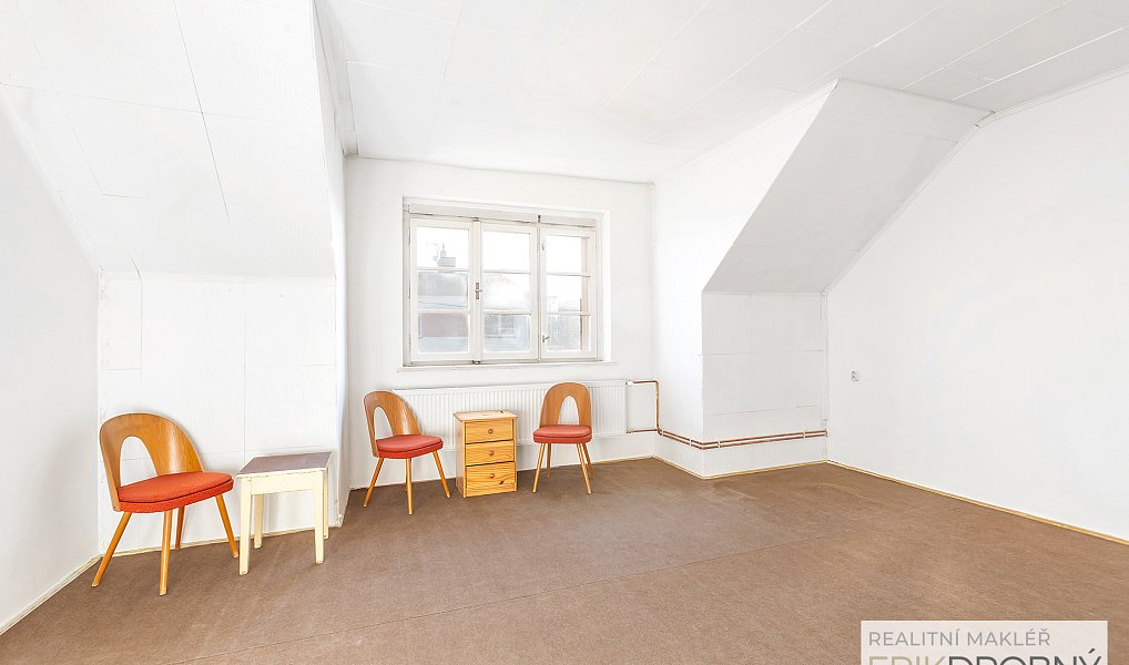 Prodej domu 174 m², Pardubice – náhled fotky 11