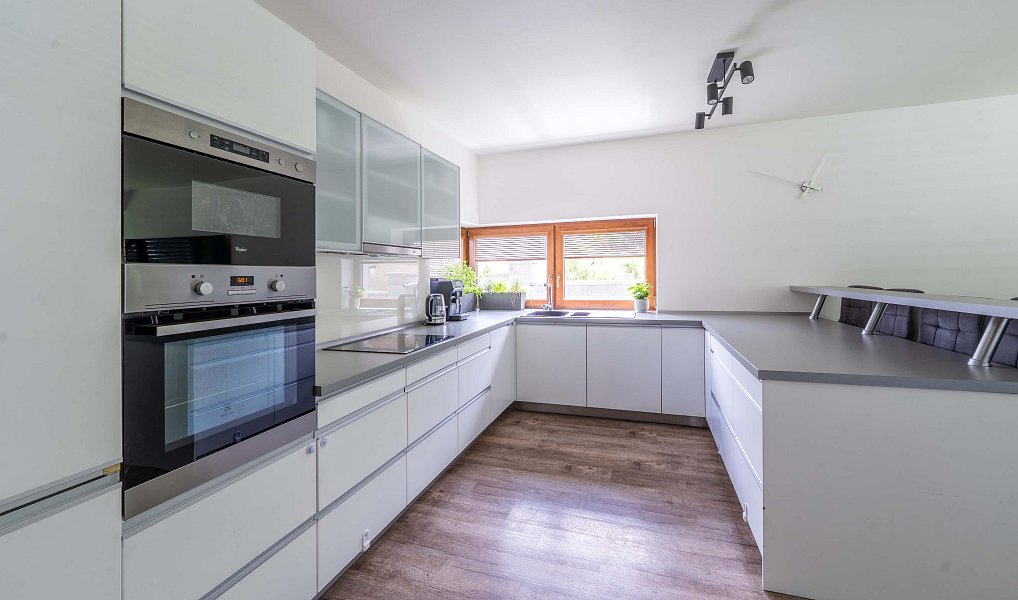 Prodej domu 229 m² s pozemkem 777 m², Chrustenice – náhled fotky 10