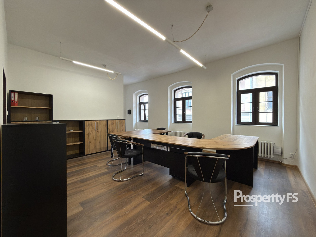 Pronájem kanceláře 55 m² — photo 2