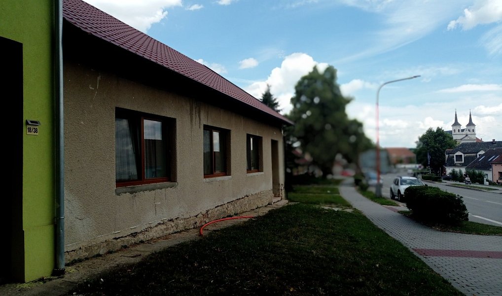 Prodej domu 146 m² s pozemkem 1 022 m², Drnholec – náhled fotky 3