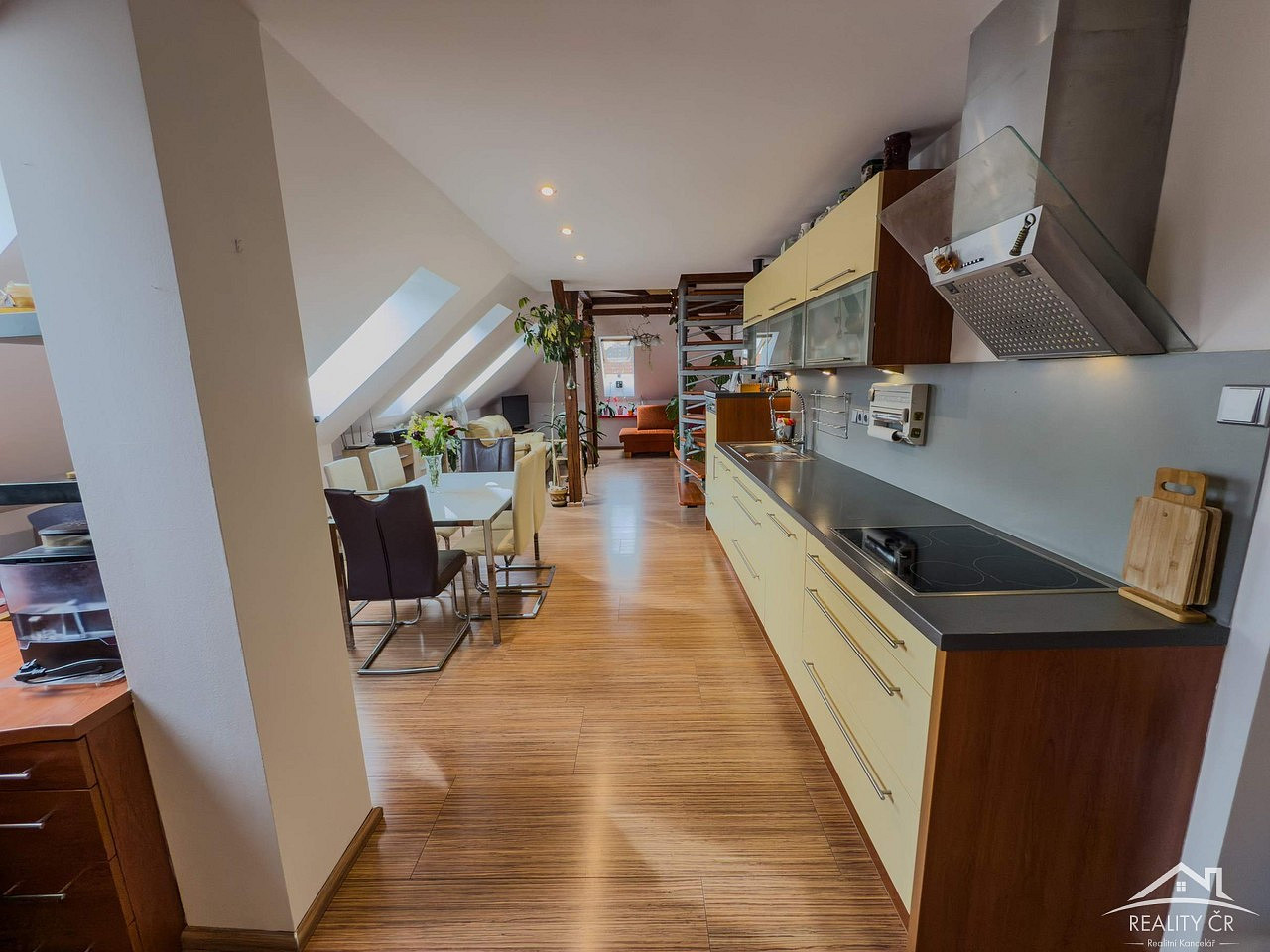 Prodej bytu 4+kk 145 m² – fotografie 2