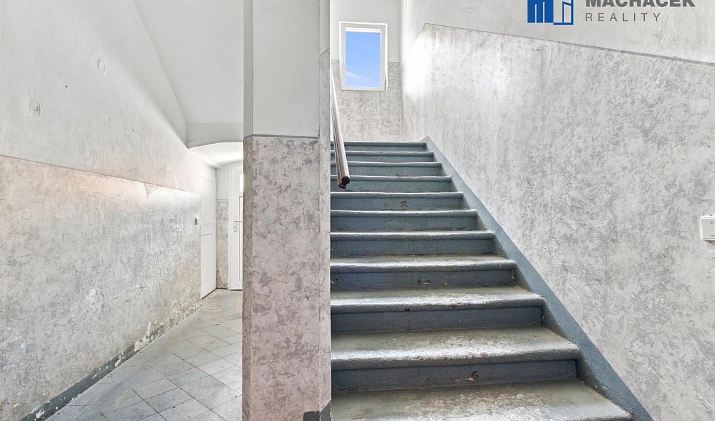 Prodej domu 350 m² s pozemkem 207 m², Dubí – náhled fotky 29