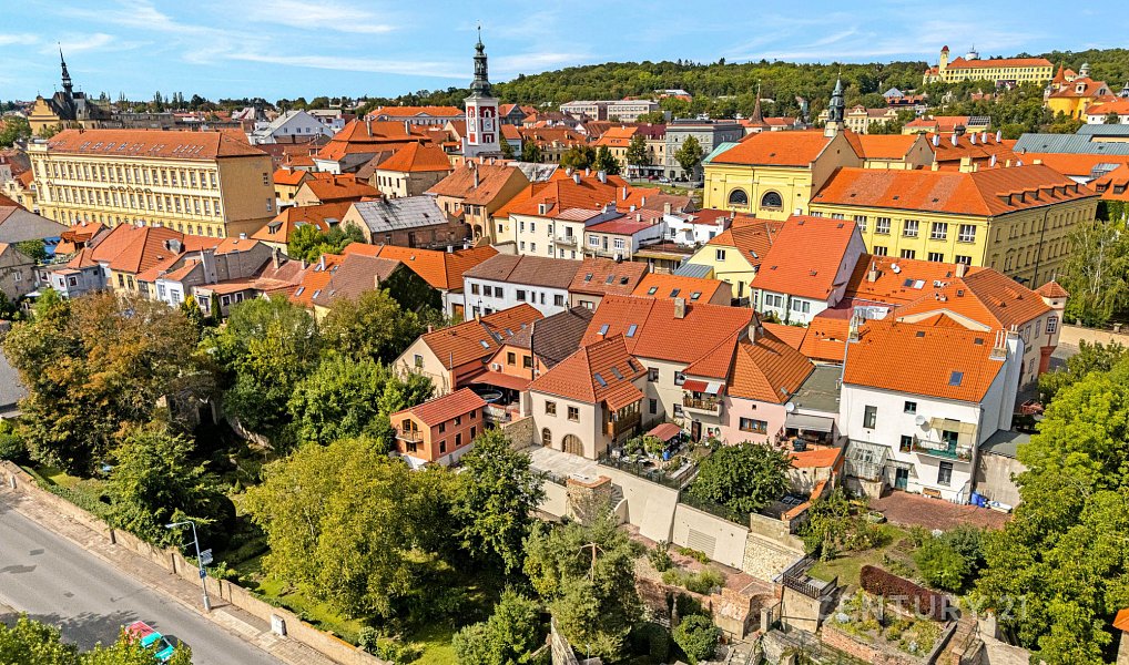 Prodej nájemního domu, činžáku 370 m², Slaný – náhled fotky 45