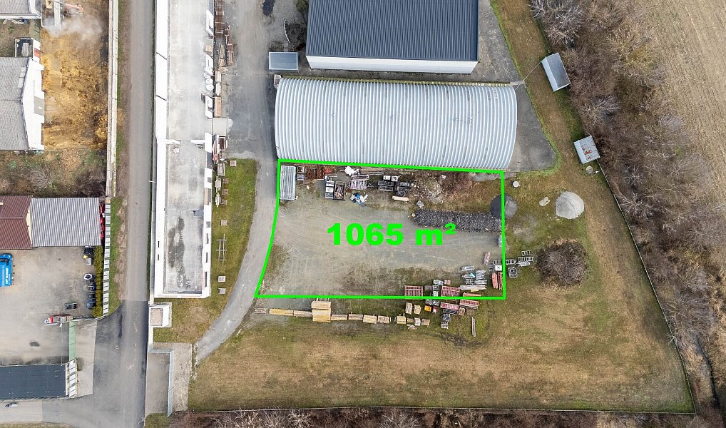Pronájem komerčního pozemku 1 180 m², Tlumačov – náhled fotky 2