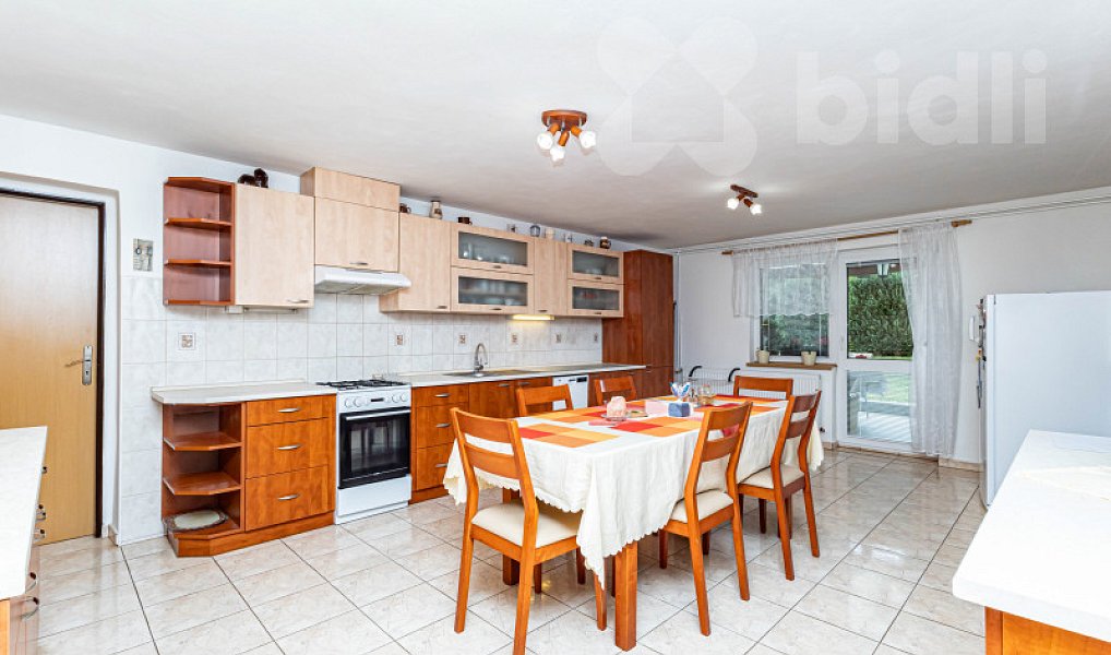 Prodej domu 135 m² s pozemkem 2 839 m², Stádlec – náhled fotky 6