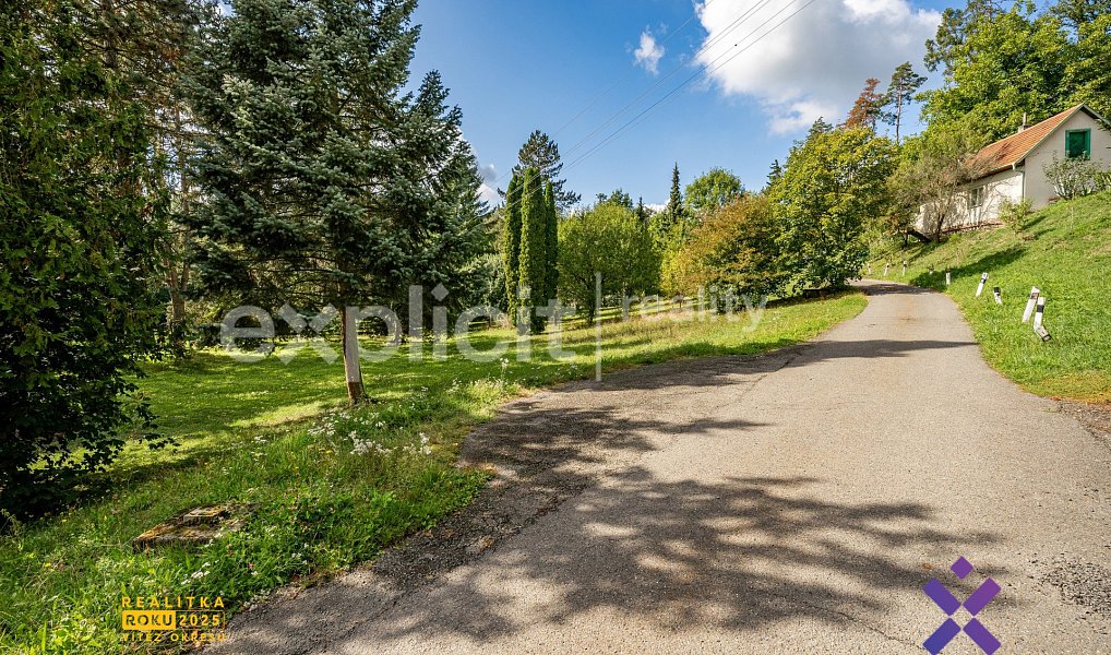 Prodej stavebního pozemku 996 m², Březnice – náhled fotky 10
