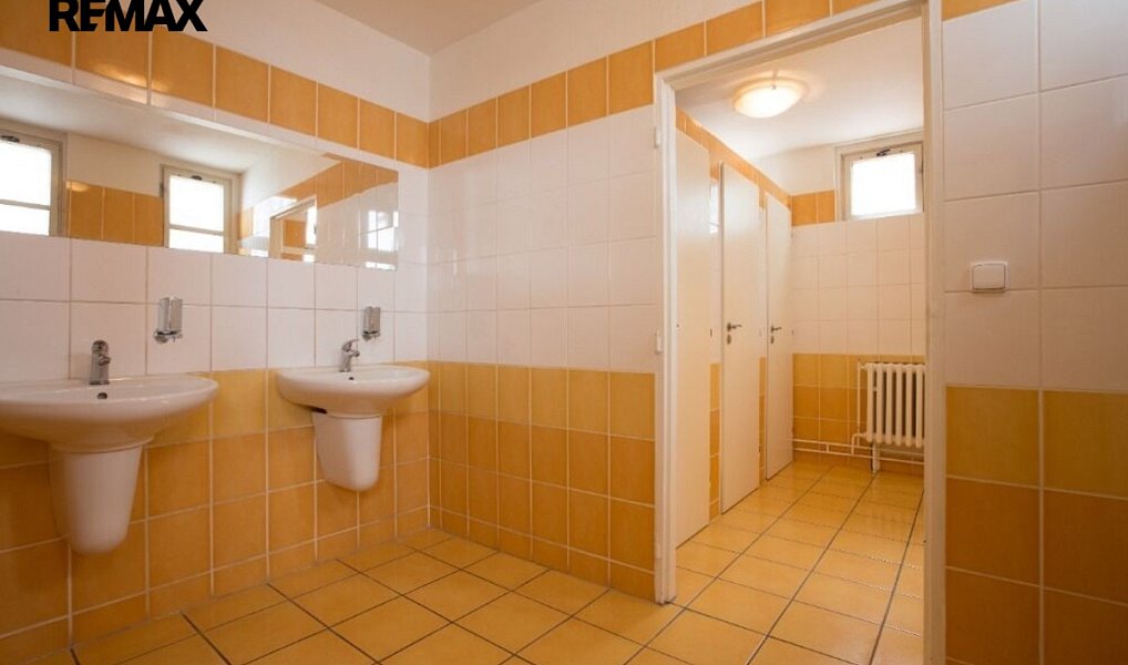 Pronájem kanceláře 16 m², Hradec Králové – náhled fotky 7