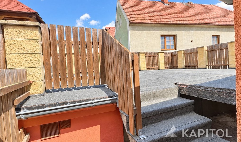 Prodej domu 271 m² s pozemkem 227 m², Žitenice – náhled fotky 26